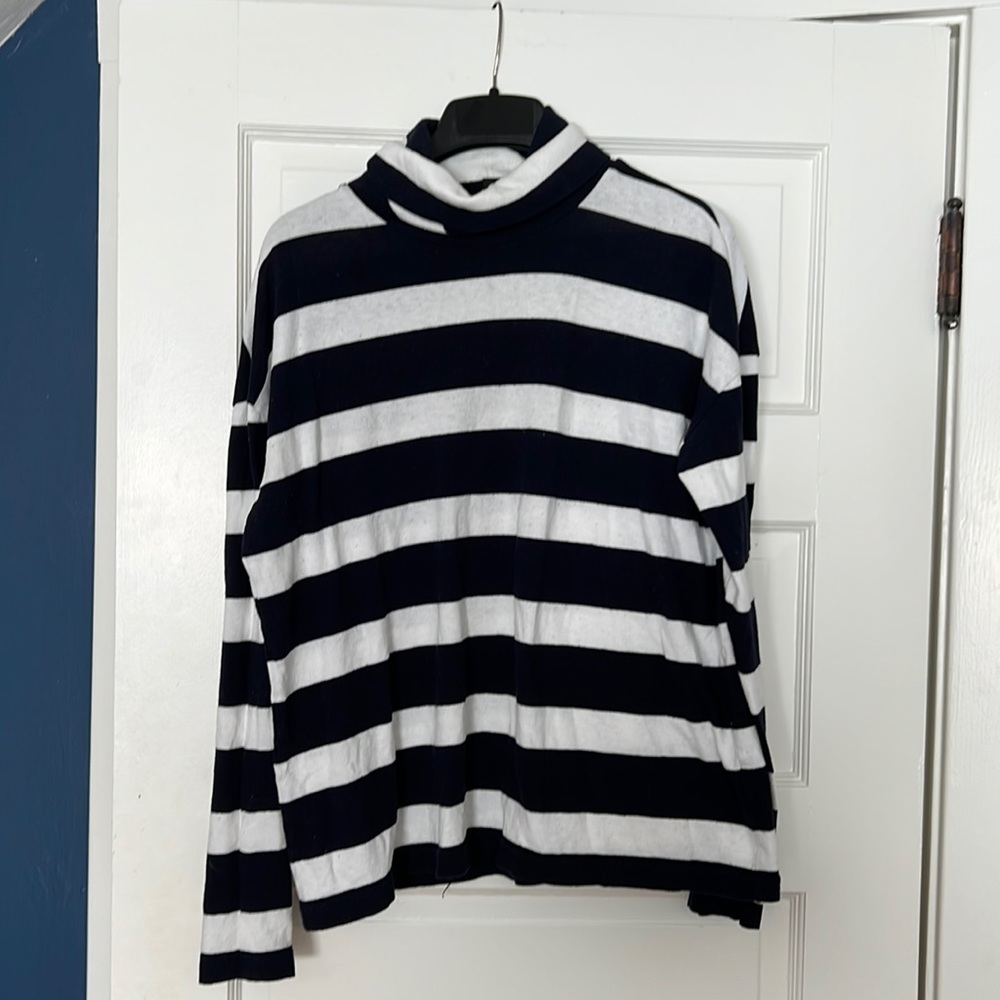 J crew navy and white turtleneck - relaxed fit